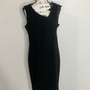 523- Neiman Marcus NWT Black Sleeveless Midi Dress w/ Embroidery Flowers Size 10